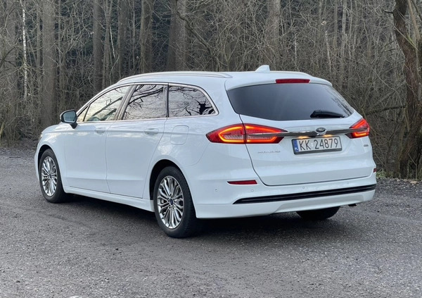 Ford Mondeo cena 93999 przebieg: 62300, rok produkcji 2021 z Kraków małe 46